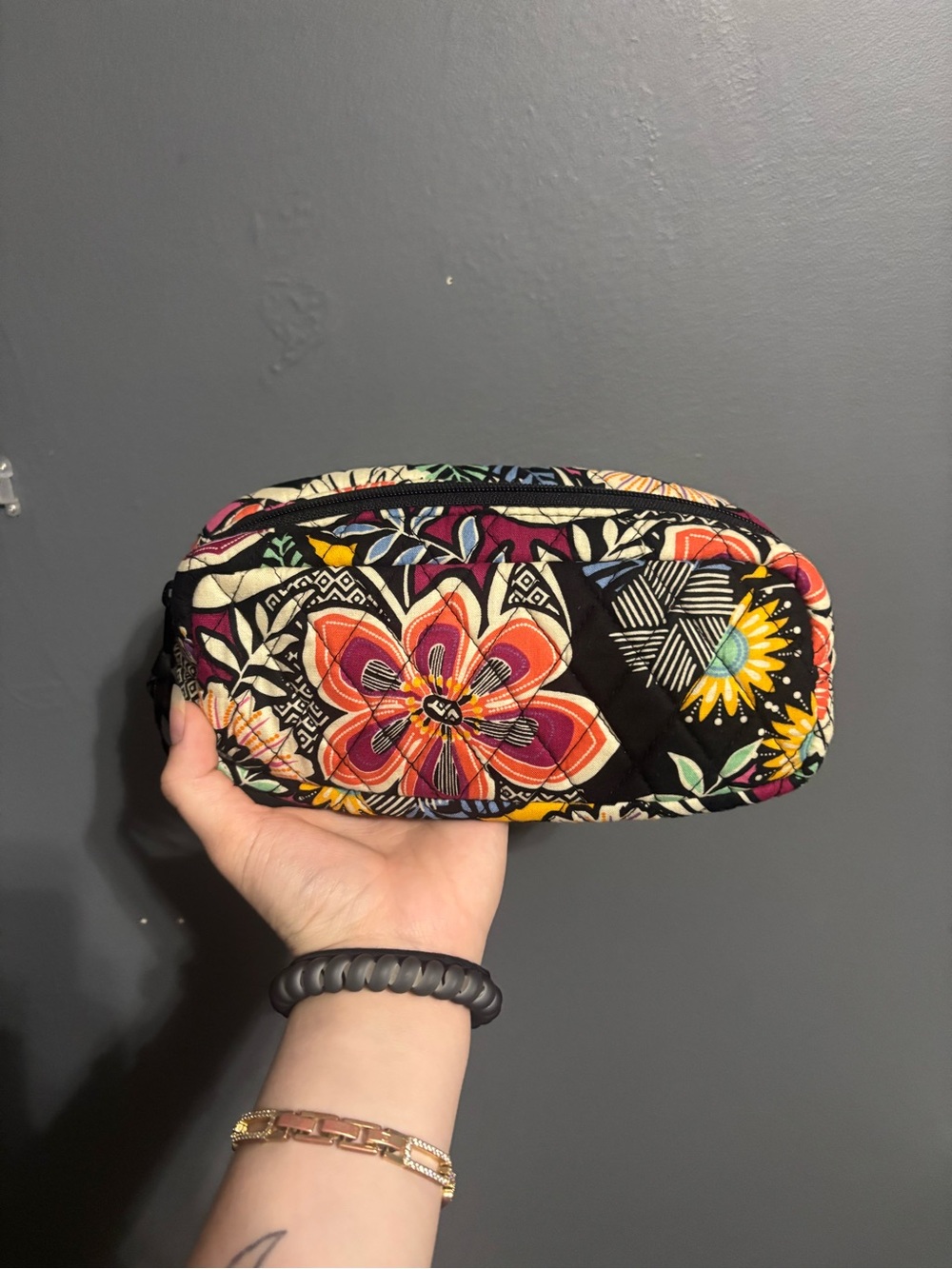 Vera Bradley Cosmetic Makeup Bag Multicolor Pink Floral Fabric Zip